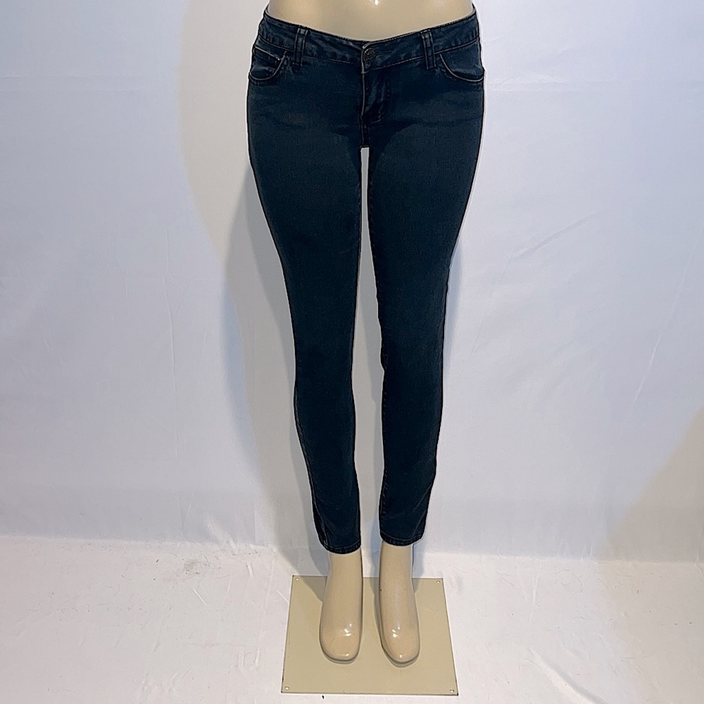 CelebrityPink Black Skinny Low Rise Stretchy Jeans